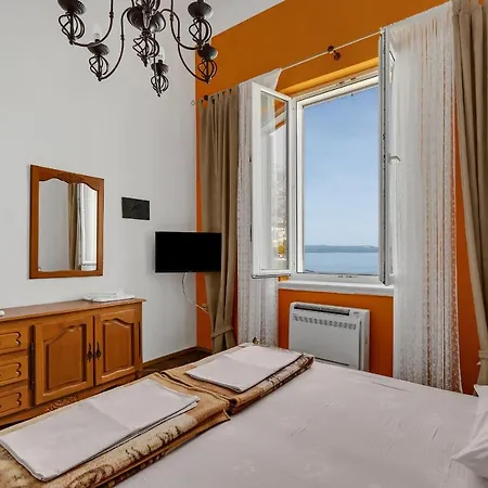 Zuta Kuca Guest house